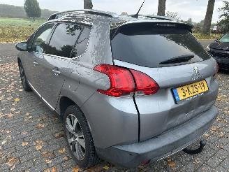 Peugeot 2008 1.6 VTI Feline picture 6