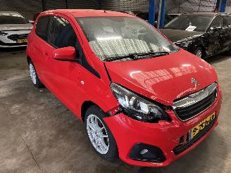 Peugeot 108 1.0 picture 3