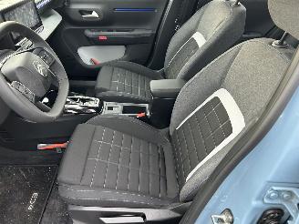 Citroën  E-C3 Plus Comfort Range   44kWh  Automaat   ( 3647 Km ) picture 8