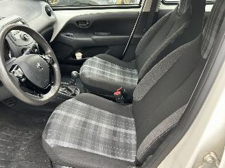 Peugeot 108 1.0  e-VTI picture 9