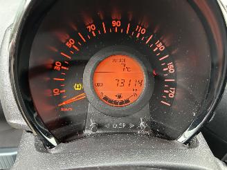 Peugeot 108 1.0  e-VTI picture 11