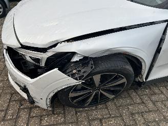 Polestar 2 63 kWh picture 2