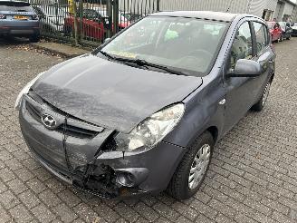 skadebil auto Hyundai I-20 1.2 2012/1