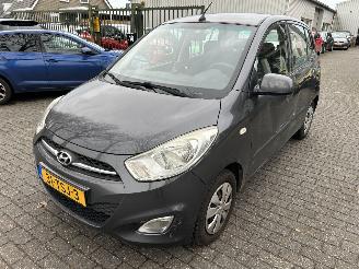 krockskadad bil auto Hyundai I-10 1.2 Plus 2012/3