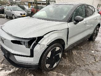 skadebil auto Volvo EX30 Extend Ultra  69 kWh  ( Panoramadak ) 2024/3