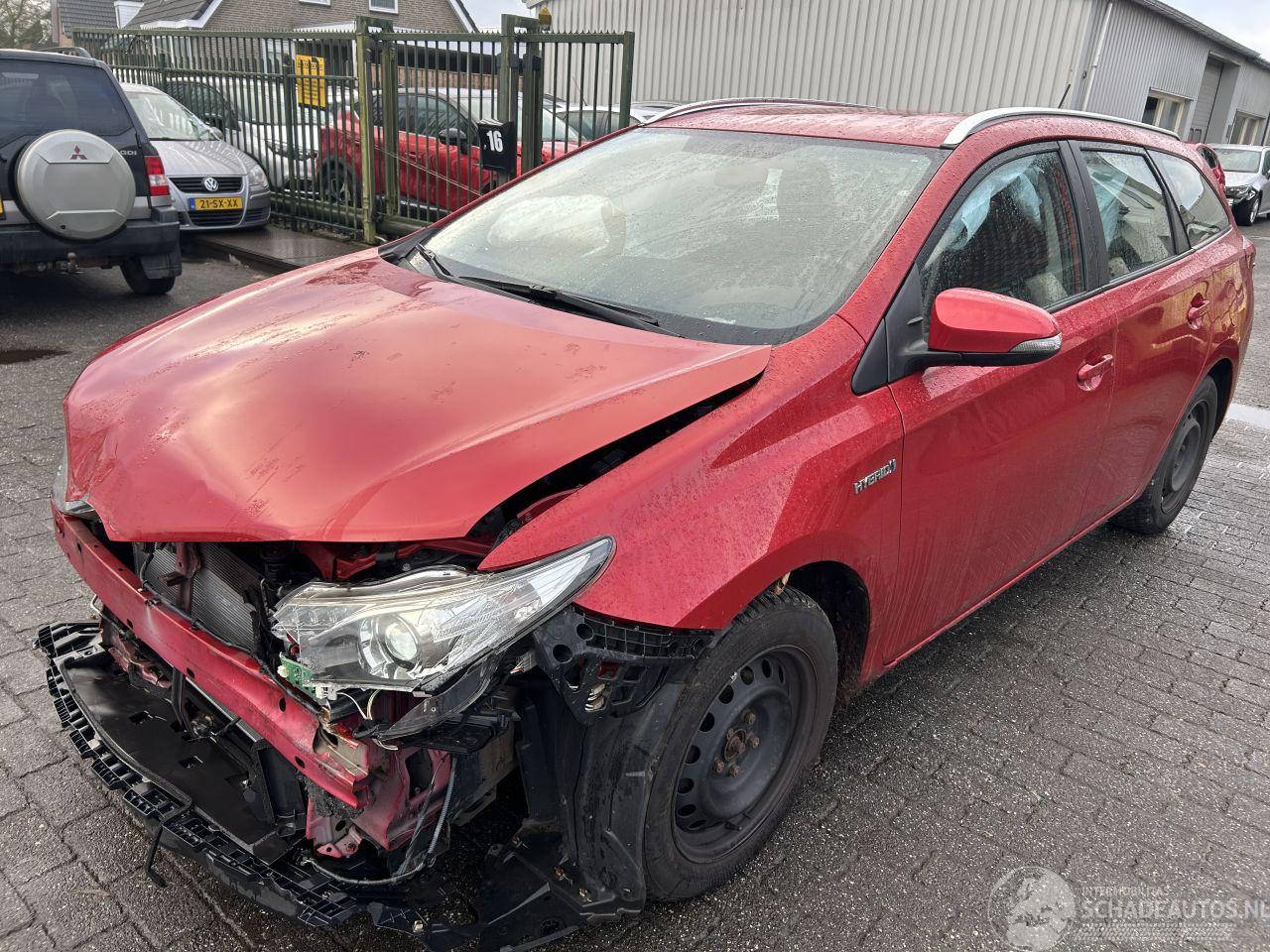 Toyota Auris 1.8 Hybrid  Stationcar  Aspiration