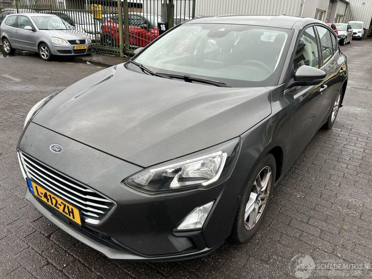 Ford Focus 1.0 EcoBoost HB  Automaat  Titanium