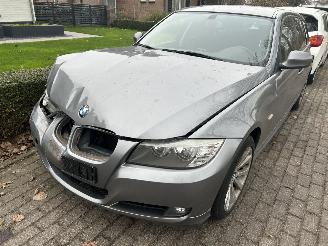 skadebil auto BMW 3-serie 316i Stationcar 2010/10