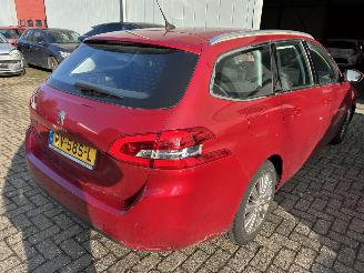 Peugeot 308 Stationcar 1.2 PT  Allure picture 5