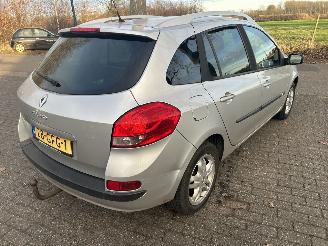 Renault Clio Estate 1.2 TCE Dynamique picture 4