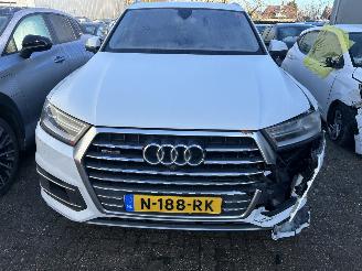 Audi Q7 3.0 TFSI  Automaat 7 persoons picture 2