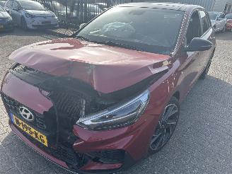 krockskadad bil auto Hyundai I-30 1.5 T-GDI MHEV N-Line Sky  ( Panoramadak ) 2022/1