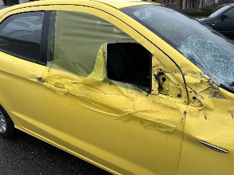 Ford Ka+ 1.2 Trend Ultimate  5 drs picture 5