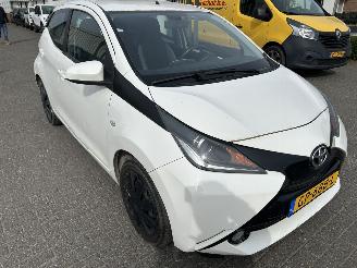 Toyota Aygo 1.0 VVT-i  X-Play picture 3