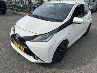  Toyota Aygo 1.0 VVT-i  X-Play 2015/7