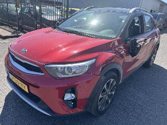 uszkodzony samochody osobowe Kia Stonic 1.0 T-GDI  DynamicLine  ( 31002 Km ) 2020/8