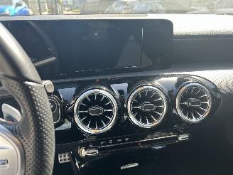 Mercedes A-klasse 250 E Sedan EQ power Automaat picture 11