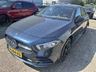 uszkodzony samochody osobowe Mercedes A-klasse 250 E Sedan EQ power Automaat 2021/4