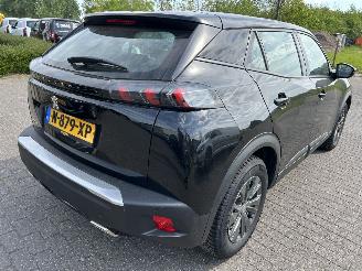 Peugeot 2008 1.2 PureTech  Automaat Active Pack picture 5