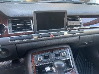 Audi A8 3.2 V6 FSI picture 9
