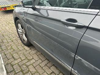 Volkswagen Tiguan 1.4 TSI  e Hybrid Automaat picture 11