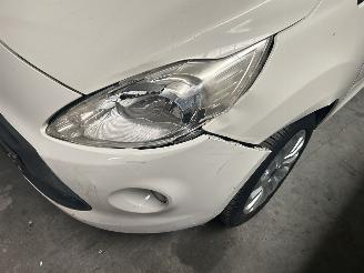 Ford Ka 1.2 Titanium picture 2