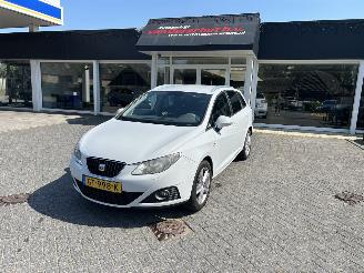 krockskadad bil auto Seat Ibiza ST  1.2 Style 2012/1