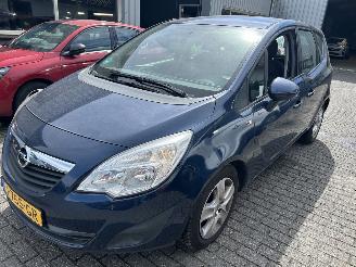 skadebil auto Opel Meriva 1.4 2011/4