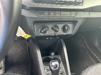 Skoda Fabia Stationcar 1.0 TSI  Drive picture 10