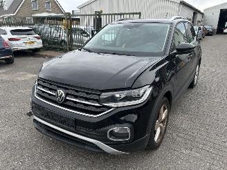 damaged passenger cars Volkswagen T-Cross 1.0 TSI Style 2021/2