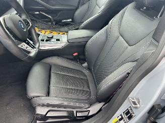 BMW i4 eDrive 35  M Sport  Edition  70kWh picture 11