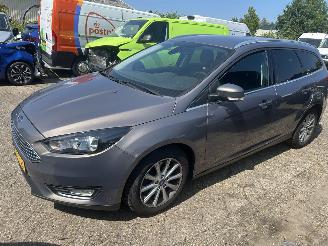 Unfallwagen Ford Focus 1.5 Stationcar Titanium 2015/7