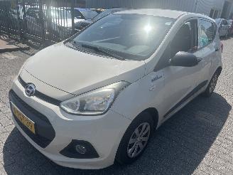 skadebil auto Hyundai I-10 1.0i-Drive 2014/2