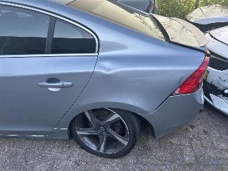 Volvo S-60 2.0 T5 R -Design picture 8