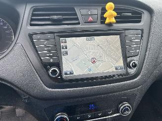 Hyundai I-20 1.0  T-GDI  Comfort picture 10