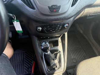 Ford Transit Courier Van 1.5 TDCI picture 12