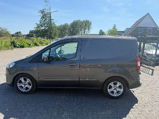 Ford Transit Courier Van 1.5 TDCI picture 8