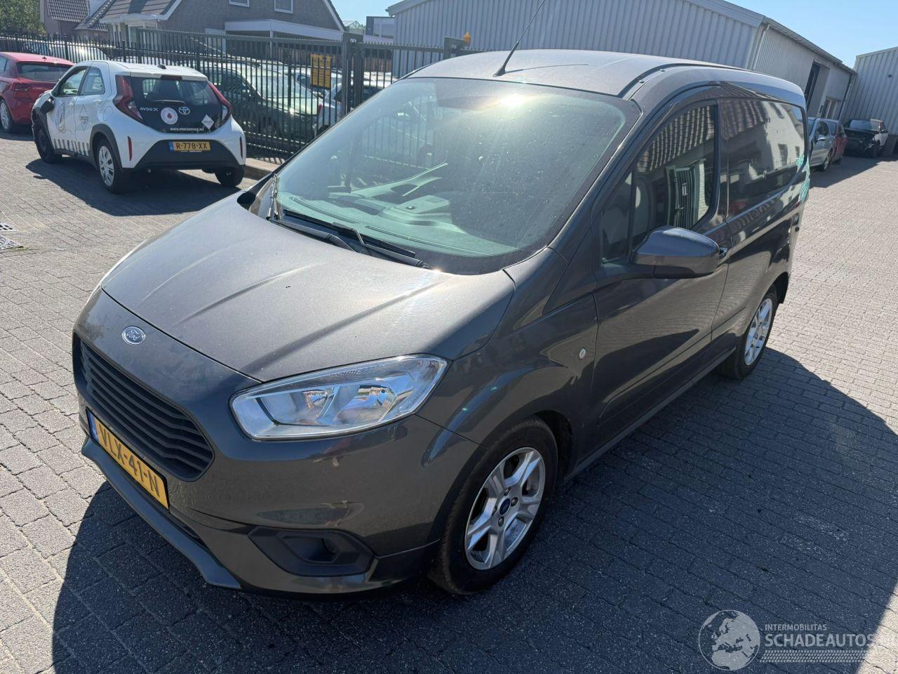 Ford Transit Courier Van 1.5 TDCI