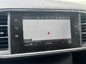 Peugeot 308 SW 1.2 PureTech picture 13