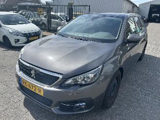 skadebil auto Peugeot 308 SW 1.2 PureTech 2017/12