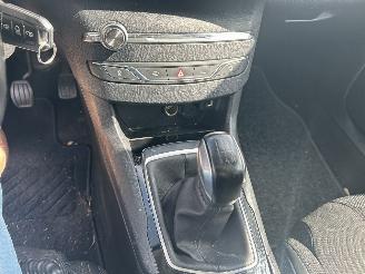 Peugeot 308 SW 1.2 PureTech picture 10
