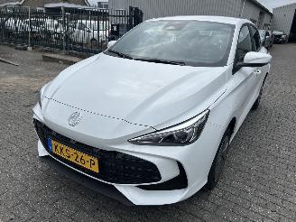 skadebil auto MG 3 Hybrid  1.5 hev  Automaat 2026/6