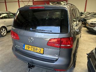 Volkswagen Touran 1.2 TSI  Trendline Bluemotion    (  7 persoons ) picture 4