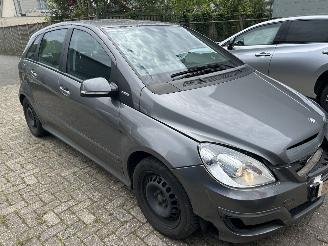 Mercedes B-klasse 180 picture 3