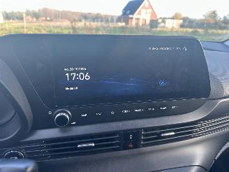 Hyundai I-20 1.0 T-GDI Premium Sky  ( Schuifdak ) picture 12