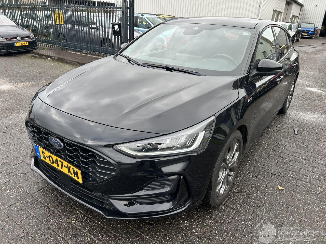 Ford Focus 1.0 Hybrid  ST Line X  ( Panoramadak )