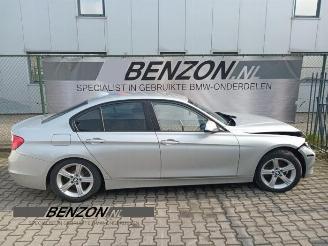 Vrakbiler auto BMW 3-serie 3 serie (F30), Sedan, 2011 / 2018 320i xDrive 2.0 16V 2014/9