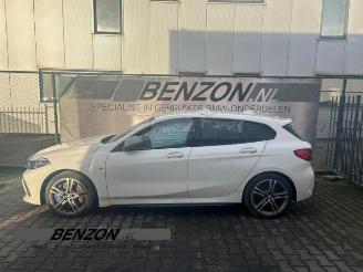 Vrakbiler auto BMW M1 M135 (F40), Hatchback, 2019 M135i xDrive 2.0 TwinPower 16V 2022/4