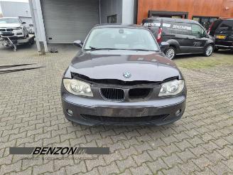 Vrakbiler auto BMW 1-serie 1 serie (E87/87N), Hatchback 5-drs, 2003 / 2012 116i 1.6 16V 2006/7