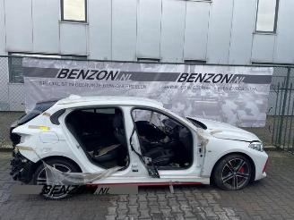 Uttjänta bilar auto BMW 1-serie 1 serie (F40), Hatchback, 2019 M135i xDrive 2.0 TwinPower 16V 2020/10
